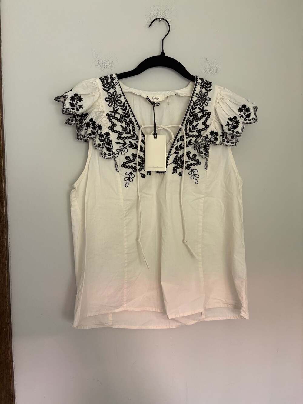 Elan NWT Women's White and Black Embroidery Boho Blouse Top Size S
